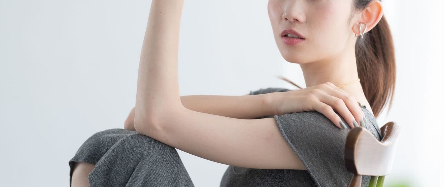 自然光とライティング1灯を使ったポートレート（studio akegure）