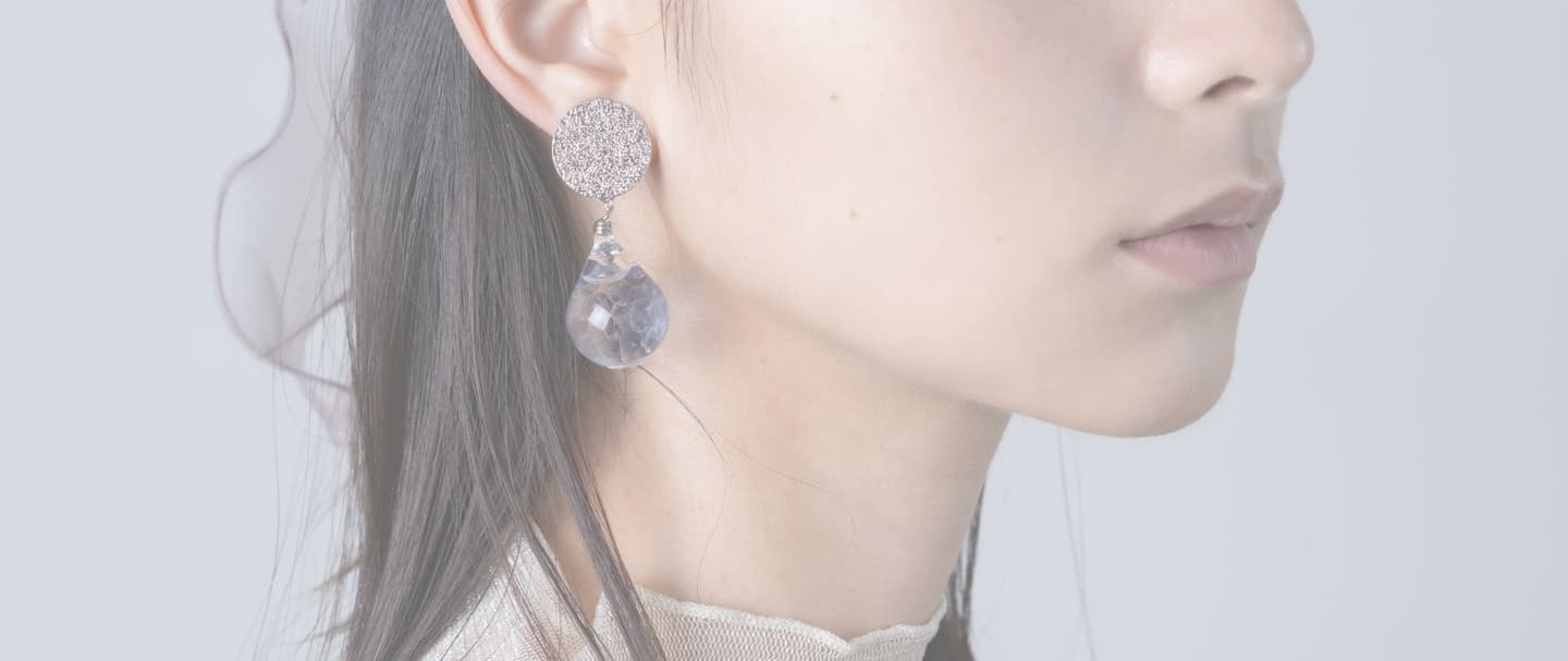 黒背景の作品撮り一例（大阪）